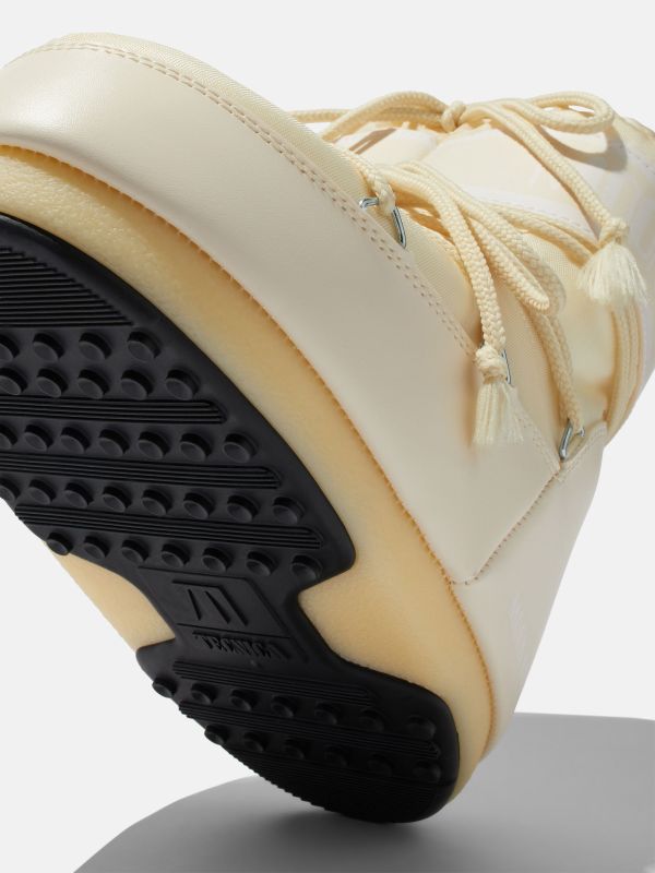 Мунбути Tecnica Icon low Nylon cream